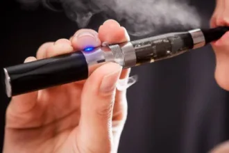 proposta-legislativa-avanca-na-camara-para-vetar-producao-e-comercio-de-cigarros-eletronicos-em-todo-o-territorio-nacional