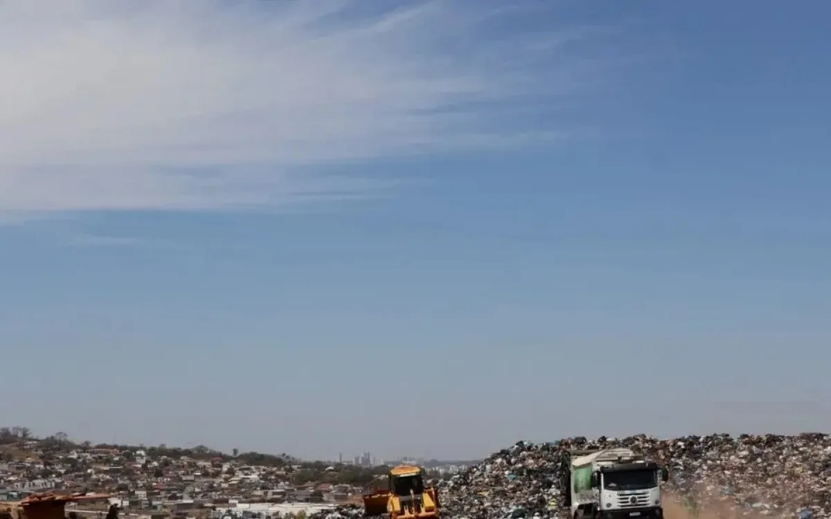 São Miguel do Araguaia terá até janeiro de 2027 para acabar com lixão