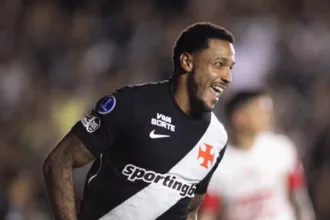 vasco-derrota-santa-fe-e-carimba-vaga-na-semifinal-da-copa-sul-americana