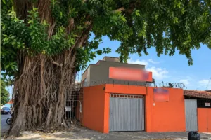 prefeitura-usara-dois-guindastes-para-remover-gameleira-no-setor-campinas,-em-goiania