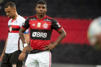 vem-pro-vila?-quem-e-lincoln,-atacante-dos-gols-decisivos-e-que-pode-reforcar-o-tigrao