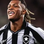 danilo-abre-o-placar-para-o-botafogo-contra-o-gremio-no-brasileirao-2026