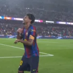 lamine-yamal-marca-e-faz-incriveis-7-a-2-para-o-barcelona-no-camp-nou