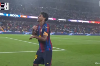 lamine-yamal-marca-e-faz-incriveis-7-a-2-para-o-barcelona-no-camp-nou