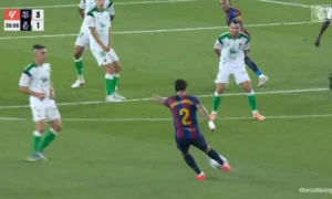 joao-cancelo-faz-seu-segundo-golaco-no-jogo-e-amplia-o-placar-na-laliga:-barcelona-3-x-1-racing-club