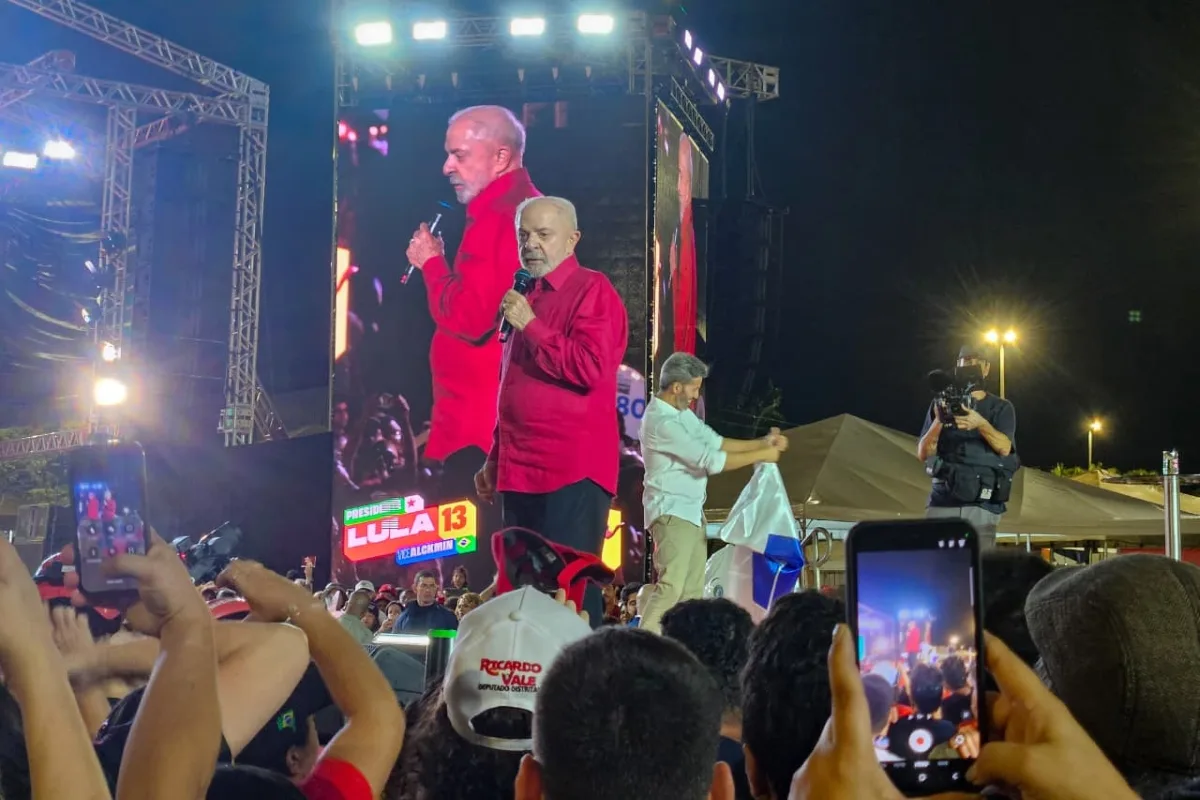 Lula diz que pedirá a Trump para que “não se meta nas eleições do Brasil”