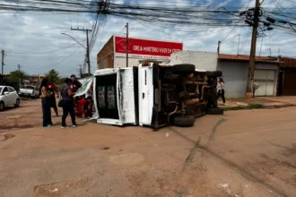 candidata-do-pl-sofre-acidente-em-valparaiso-de-goias