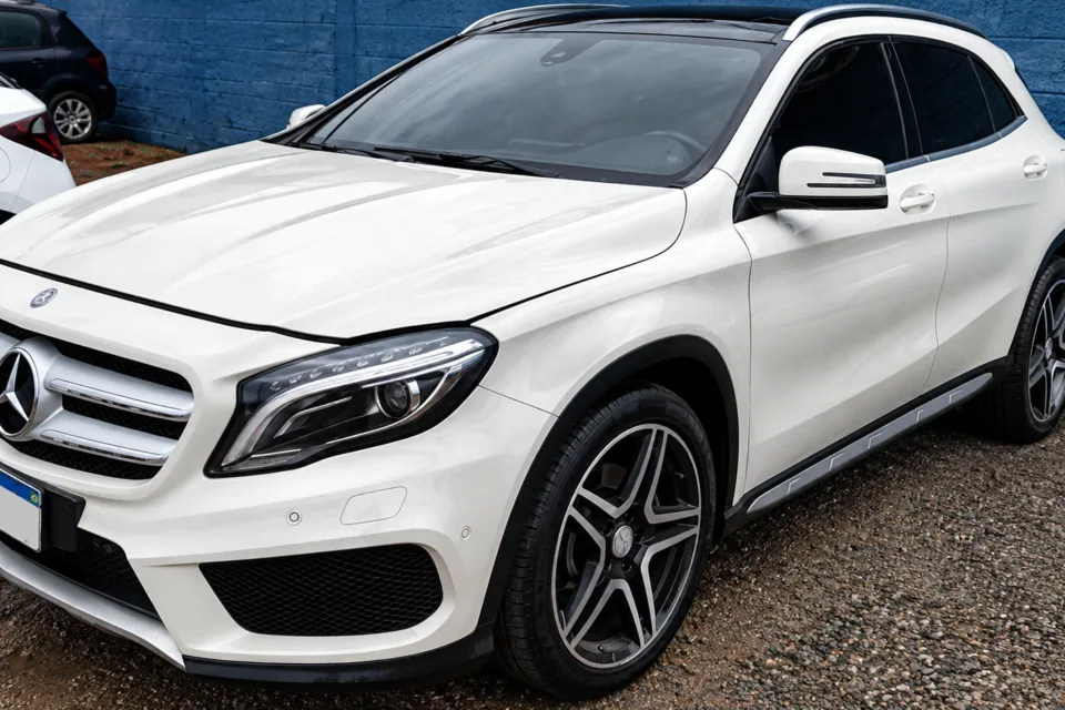 Leilão do TJGO tem Mercedes de R$ 54 mil e outros veículos a partir de R$ 911,90