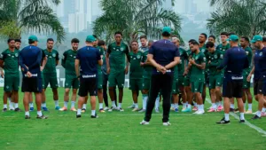 problemas-para-mozart:-goias-perde-volante-titular-e-tem-mais-baixas-contra-o-avai