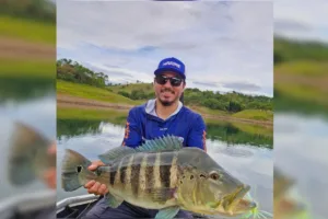 tucunare-azul-pescado-e-solto-durante-torneio-e-recapturado-9-meses-depois-em-itumbiara