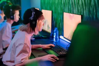 games-online:-frustracao-por-perder-influencia-mais-o-comportamento-de-jovens-do-que-a-violencia-dos-jogos,-diz-pesquisa-da-ufg