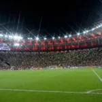 palmeiras-provoca-flamengo-por-gramado-do-maracana:-“o-tempo-e-o-senhor-da-razao”