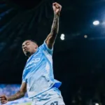 estreia-de-allan-pelo-city:-joia-ex-palmeiras-brilha-com-gol-e-faz-desabafo-emocionante:-“nem-nos-melhores-sonhos”