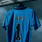 corinthians-lanca-camisa-3-azul-em-homenagem-a-tobias;-confira-fotos,-valores-e-estreia