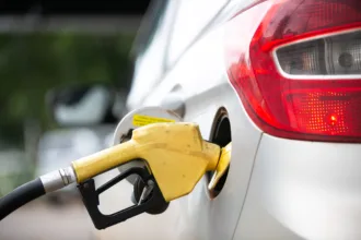 alta-do-petroleo-pressiona-subsidio-do-governo-lula-as-vesperas-do-1o-turno