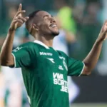 tem-estrela!-mozart-acerta-na-substituicao-e-goias-vira-contra-o-avai