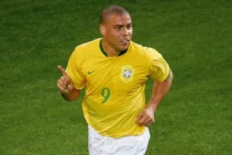 ronaldo-celebrates-50-years-after-scoring-first-brazil-goal