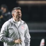 paulo-pezzolano-nao-e-mais-tecnico-do-inter-–-gzh