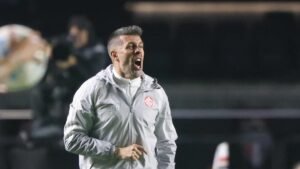 paulo-pezzolano-nao-e-mais-tecnico-do-inter-–-gzh
