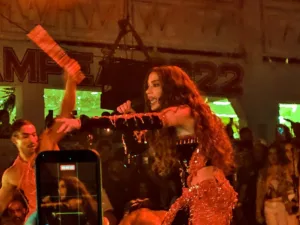 anitta-e-derrotada-na-final-do-samba-enredo-da-grande-rio:-‘o-que-ganhar,-eu-desfilo’-–-ogloboglobo.com
