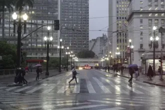semana-em-sao-paulo-deve-ter-calor,-chuva-forte-e-queda-brusca-de-temperatura