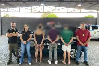 jovens-sao-presos-depois-de-jogar-bomba-caseira-em-bar-do-setor-marista,-em-goiania