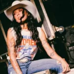 pai-de-ana-castela-repreende-cantora-apos-rimas-picantes-em-video