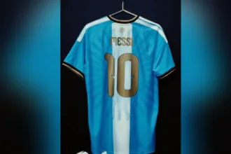 messi-divulga-camisa-que-ira-se-despedir-da-selecao-da-argentina