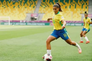 com-goiana-clarinha,-arthur-elias-divulga-convocacao-da-selecao-feminina-para-jogos-contra-a-argentina