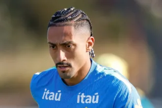 selecao-brasileira-tem-grupo-reduzido-em-primeira-atividade-com-bola-na-australia