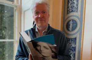 charles-spencer-lanca-livro-sobre-diana-sob-ameaca-de-processo