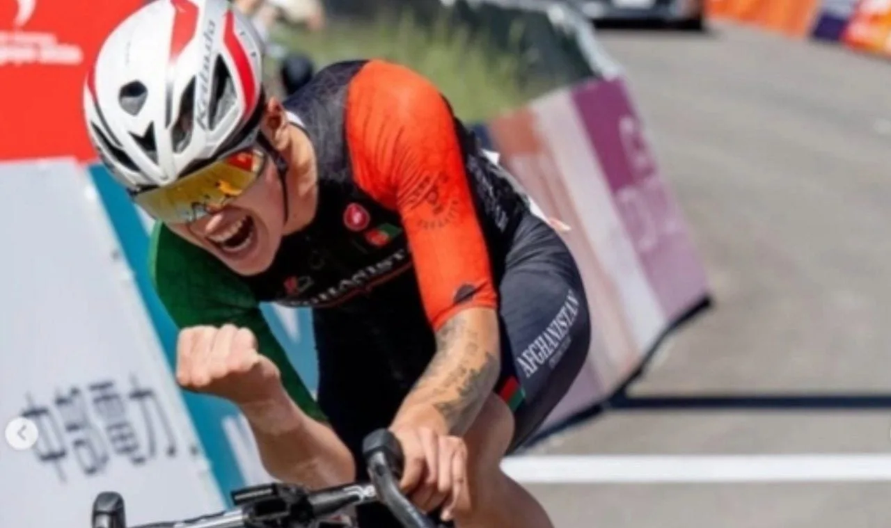 Afghan cyclist Fariba Hashimi wins silver at Asian Games in Nagoya