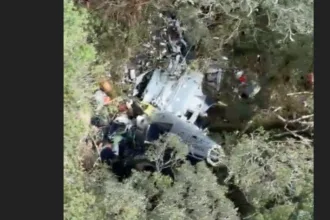 destrocos-de-helicoptero-com-cantor-rick-sao-achados-em-sc