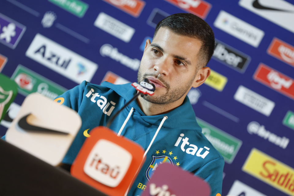 Ferida? Bruno Guimarães relembra pênalti perdido e garante: “Vou bater de novo”