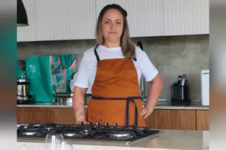 aos-38-anos,-mulher-encontra-anuncio-em-onibus,-volta-a-estudar-e-muda-de-carreira-em-goiania