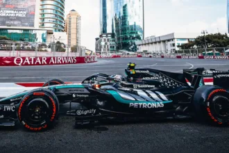 russell-voa-em-baku-e-conquista-4a-pole-da-temporada-na-f1;-bortoleto-larga-em-17o