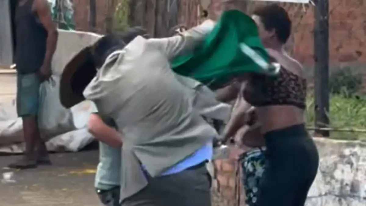 Candidato do Novo divulga vídeo em que aparece em confusão com moradores de rua em Goiânia
