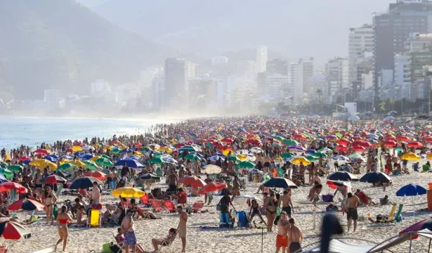 onda-de-calor-comeca-neste-sabado-no-brasil;-veja-regioes-afetadas-e-ate-quando-vai-o-alerta