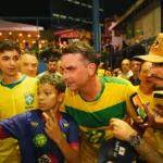 com-sinal-de-lula,-flavio-bolsonaro-tambem-deve-ir-a-debate-na-globo