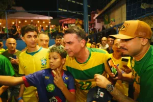 com-sinal-de-lula,-flavio-bolsonaro-tambem-deve-ir-a-debate-na-globo