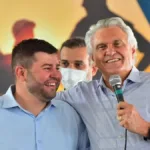caiado-cancela-agenda-e-comparece-a-velorio-de-amilton-filho-em-anapolis