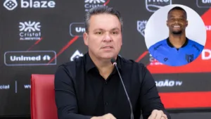 adson-rebate-provocacao-de-paulo-vitor:-“jogador-tem-que-me-respeitar;-ele-e-doido”