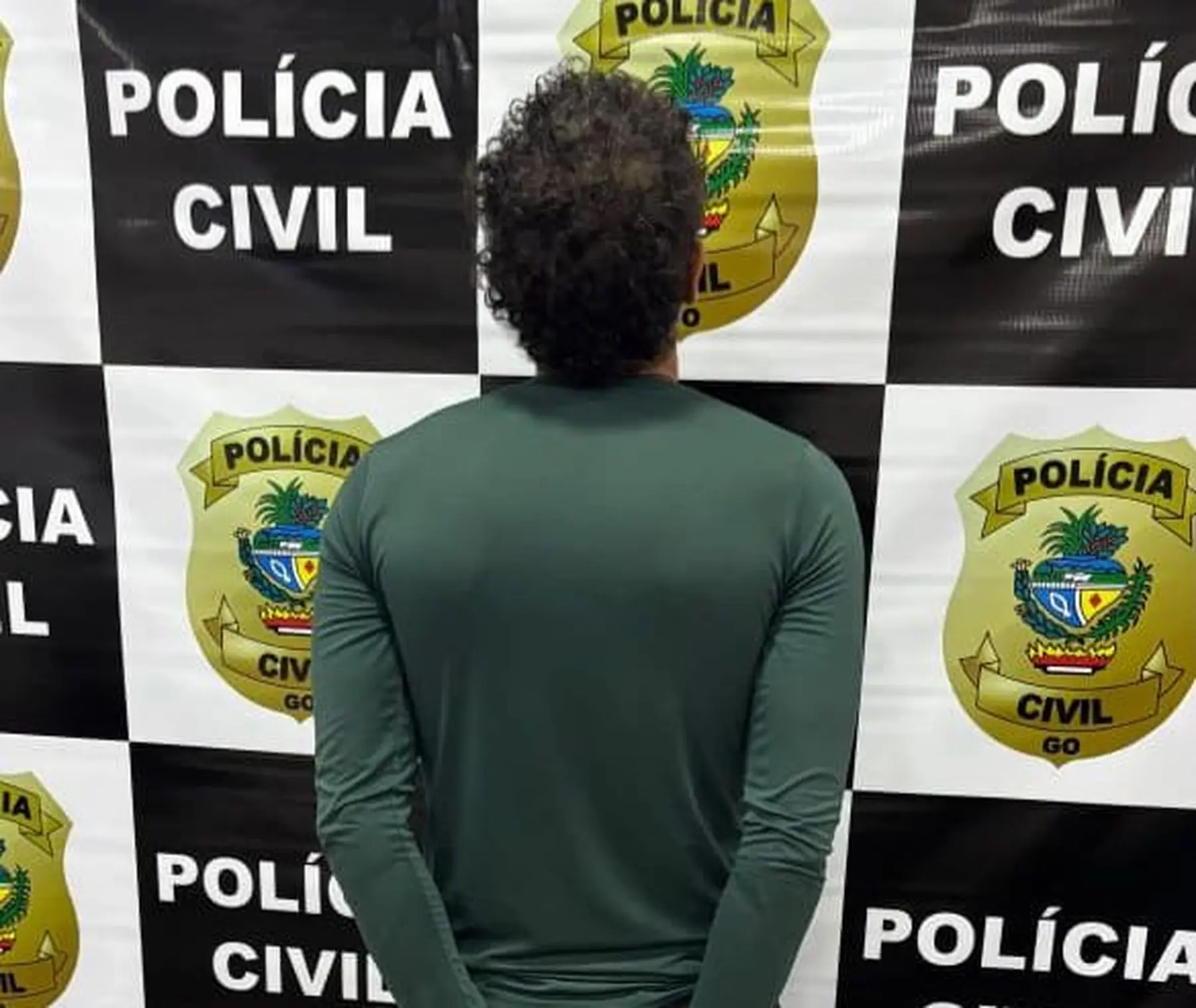 Homem é preso após agredir mulher e descumprir medida protetiva em Alto Paraíso
