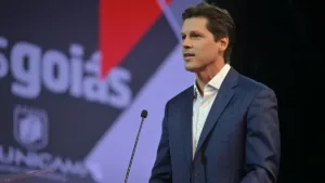 ‘vamos-ampliar-o-maior-ciclo-de-obras-da-historia-de-goias’,-diz-daniel