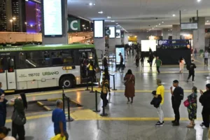 rodoviarios-suspendem-greve-apos-negociarem-reajuste-de-8%-–-correio-braziliense