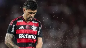 arrascaeta-sofre-segunda-lesao-no-ano-e-preocupa-o-flamengo