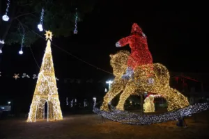natal-no-mutirama-tera-papai-noel,-tuneis-de-luz-e-polo-gastronomico