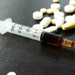 o-que-e-o-kratom,-planta-associada-a-efeitos-semelhantes-aos-de-opioides-e-que-preocupa-autoridades-nos-eua