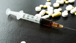 o-que-e-o-kratom,-planta-associada-a-efeitos-semelhantes-aos-de-opioides-e-que-preocupa-autoridades-nos-eua