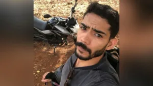 ‘correr-atras-do-tempo-perdido’:-goiano-encara-130-km-de-moto-toda-noite-para-estudar-na-ueg-de-morrinhos